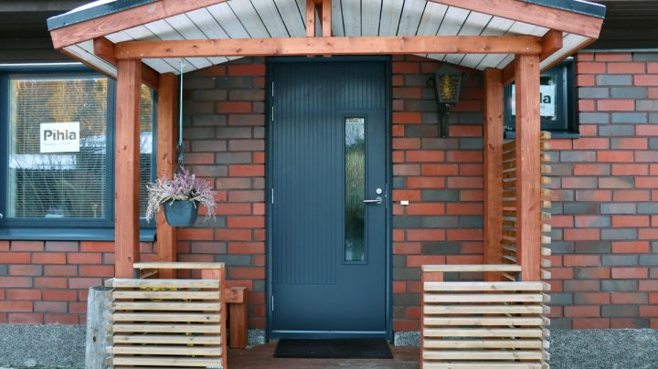 Ikkunaremontti sai vaimon hymyilemään