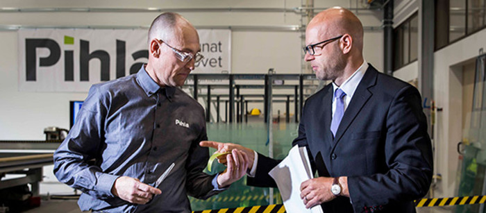 Ruoveden tehtaalla avattiin uusi lasinleikkauslinja