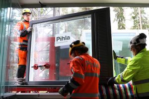 asennus-pihla-ikkuna